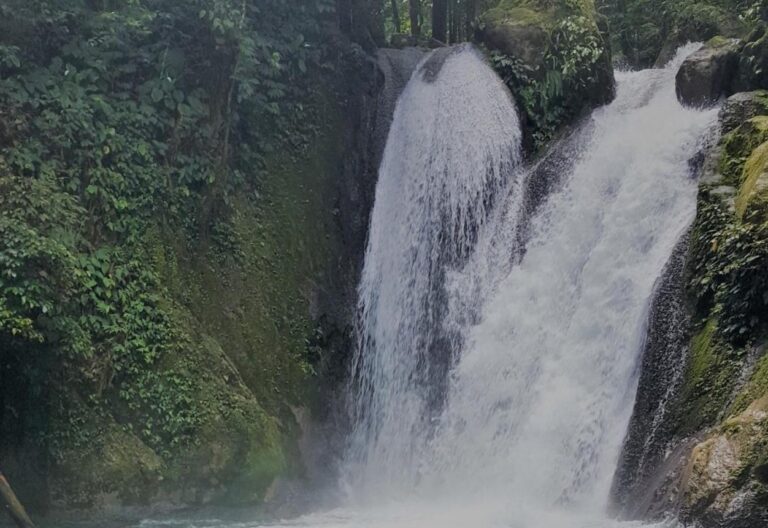 Air Terjun Kembar